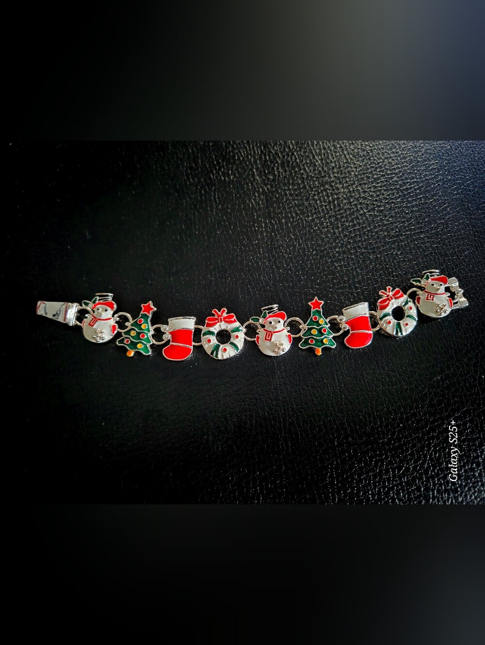 Vintage Festive Silver Christmas Charm Bracelet - Red, Green, White, 🎄